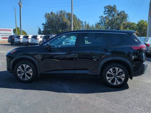 Used 2023 Nissan Rogue SV FWD image 8