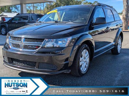 Used 2020 Dodge Journey SE w/ SE Popular Equipment Group image 2
