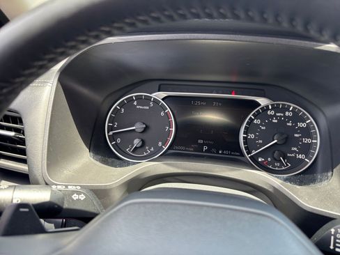 Used 2025 Nissan Rogue SV AWD/4WD image 42