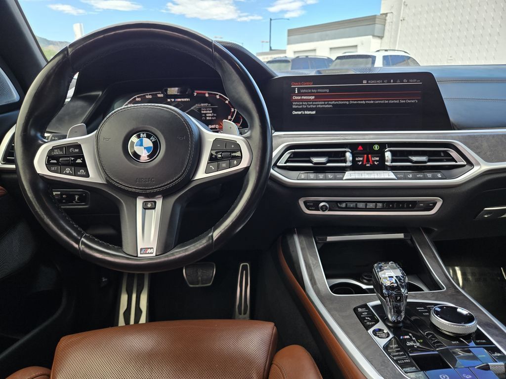 Used 2021 BMW X7 M50i w/ Dynamic Handling Package AWD/4WD image 27