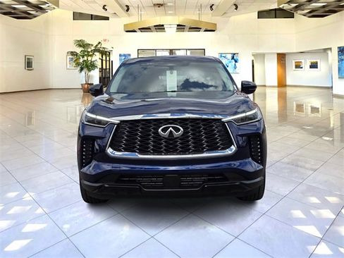Certified 2025 INFINITI QX60 Pure image 2