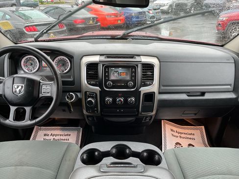 Used 2015 RAM 1500 Classic SLT AWD/4WD image 19