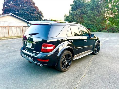 Used 2009 Mercedes-Benz ML 63 AMG 4MATIC image 5
