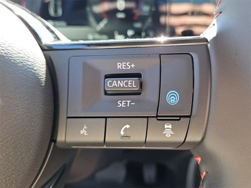 New 2026 Nissan Kicks SR image 28