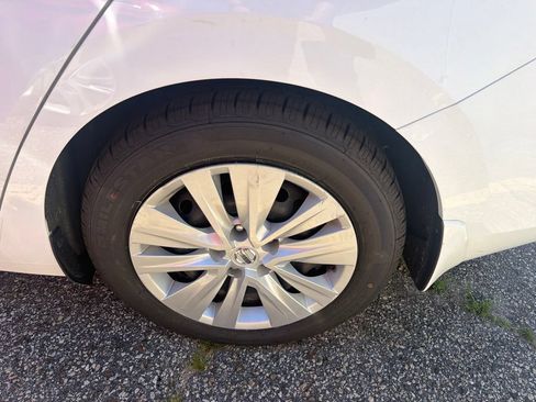 Used 2021 Nissan Sentra S FWD image 10