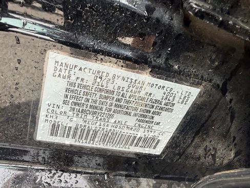Used 2024 Nissan Sentra SV FWD image 21