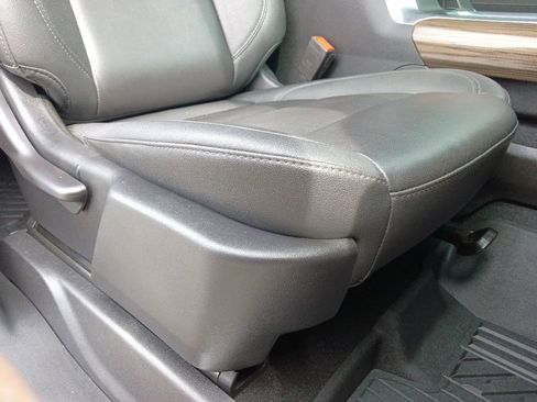 Used 2022 Chevrolet Silverado 1500 RST w/ All Star Edition Plus AWD/4WD image 32