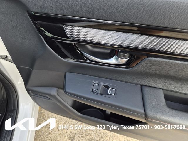 Used 2025 Honda CR-V Sport Touring image 17