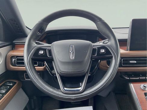 Used 2023 Lincoln Aviator Reserve w/ Equipment Group 201A AWD/4WD image 58