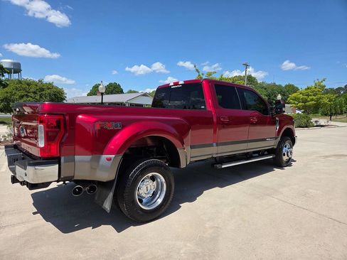 Used 2019 Ford F350 Lariat w/ Lariat Value Package AWD/4WD image 7