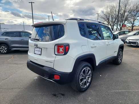 Used 2018 Jeep Renegade Limited w/ Safety & Security Group image 7
