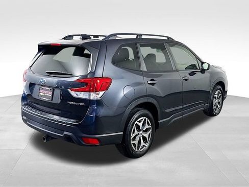 Used 2019 Subaru Forester Premium w/ Popular Package #1 AWD/4WD image 7