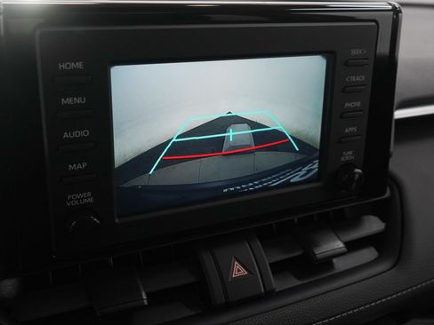 Used 2019 Toyota RAV4 XLE w/ Convenience Package image 22