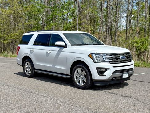 Certified 2020 Ford Expedition XLT w/ Equipment Group 202A AWD/4WD image 1