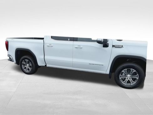New 2026 GMC Sierra 1500 SLE w/ Preferred Package AWD/4WD image 9