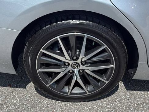 Used 2023 Toyota Camry XLE FWD image 11