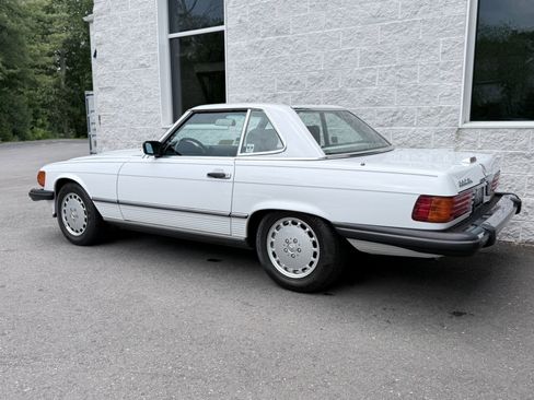 Used 1989 Mercedes-Benz 560 SL image 5