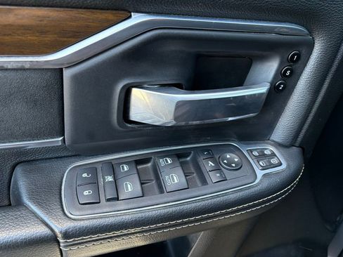 Used 2024 RAM 2500 Laramie AWD/4WD image 21