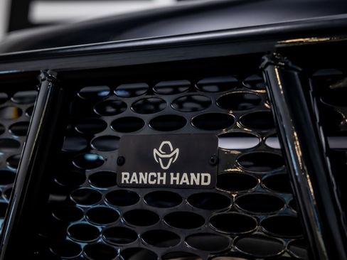 Used 2024 Ford F250 Lariat w/ Tremor Off-Road Package AWD/4WD image 29