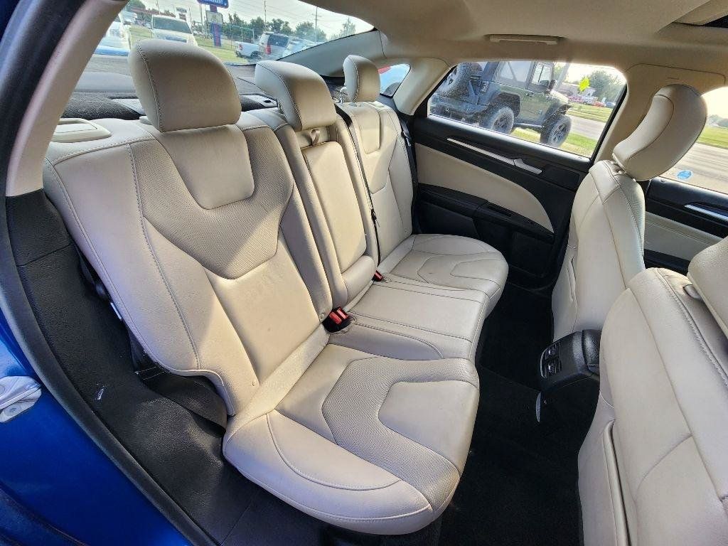 Used 2018 Ford Fusion Titanium AWD/4WD image 19