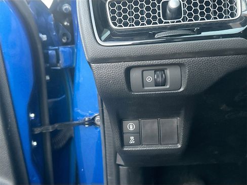 Used 2023 Honda Civic LX image 10