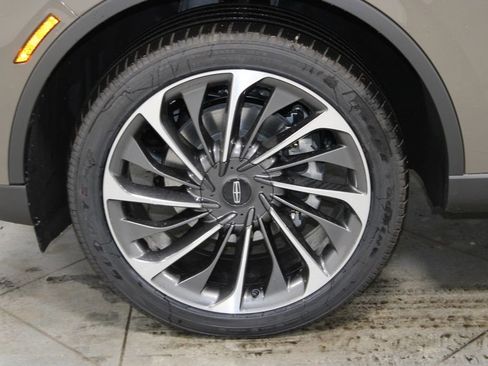 New 2026 Lincoln Aviator Reserve image 18