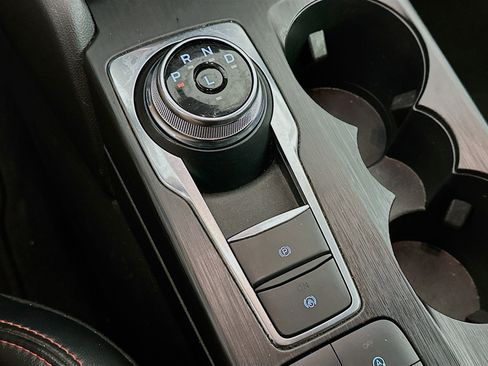 Used 2024 Ford Escape ST-Line image 24