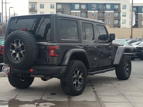Used 2019 Jeep Wrangler Unlimited Rubicon image 3