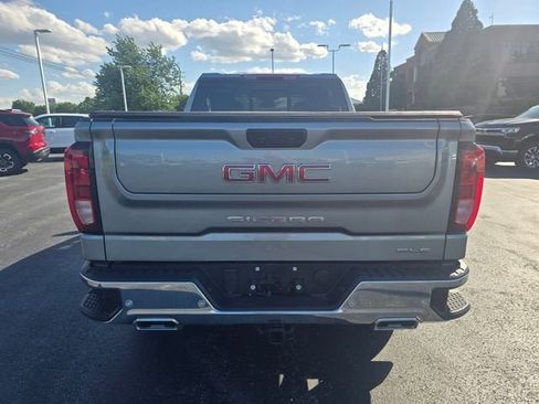 Used 2024 GMC Sierra 1500 SLE w/ Preferred Package AWD/4WD image 6