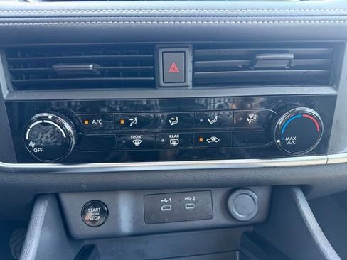 Certified 2025 Nissan Rogue S FWD image 21