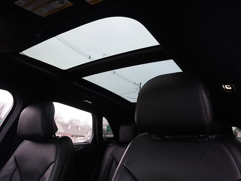 Used 2019 Lincoln MKC Reserve w/ MKC Climate Package image 22