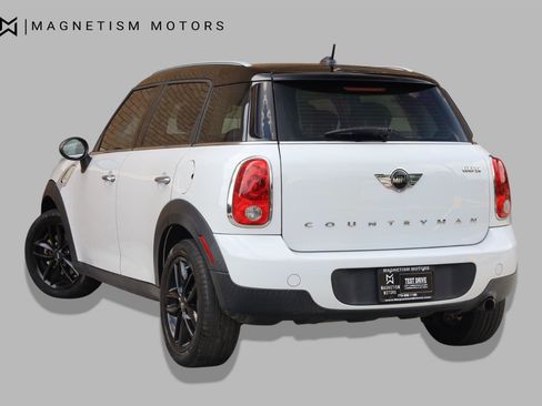 Used 2016 MINI Cooper Countryman FWD image 8