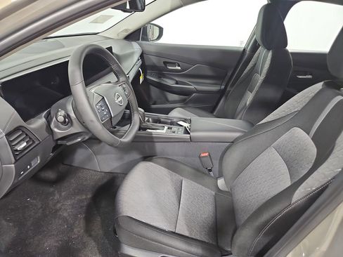 New 2026 Nissan Sentra SV w/ SV Convenience Package FWD image 9