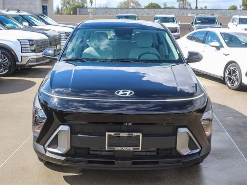 New 2026 Hyundai Kona SE image 2