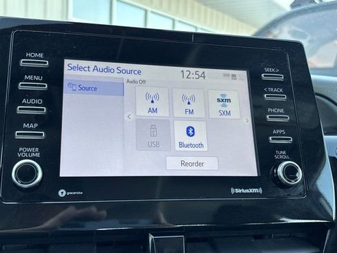 Used 2024 Toyota Camry SE image 22