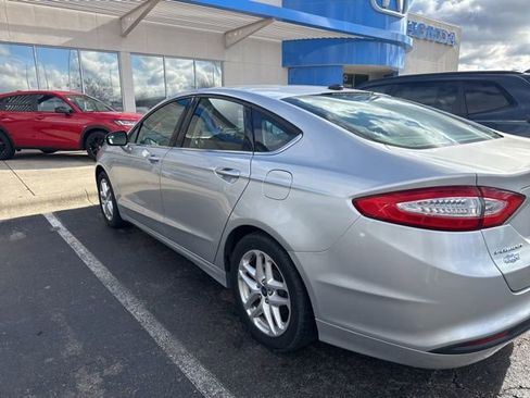 Used 2014 Ford Fusion SE image 7