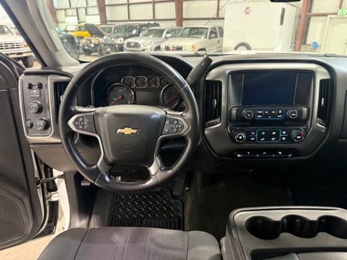 Used 2015 Chevrolet Silverado 2500 LT image 11
