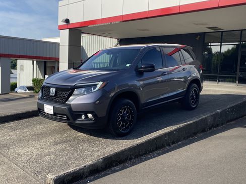 Used 2019 Honda Passport Sport image 4