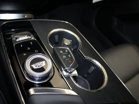 New 2026 Cadillac Lyriq Sport AWD/4WD image 20