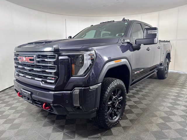 Used 2024 GMC Sierra 2500 AT4 w/ AT4 Premium Plus Package AWD/4WD image 8
