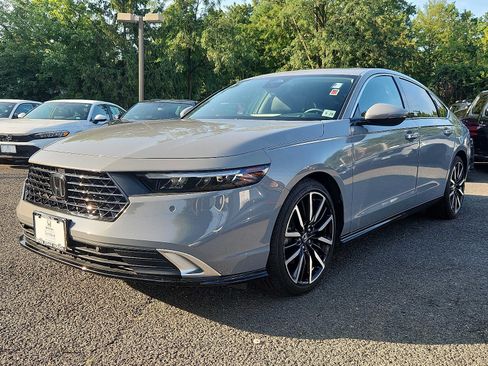 Certified 2024 Honda Accord Touring image 3