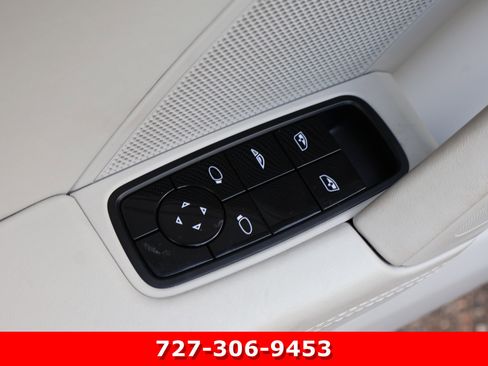 Used 2020 Porsche 911 Cabriolet image 14