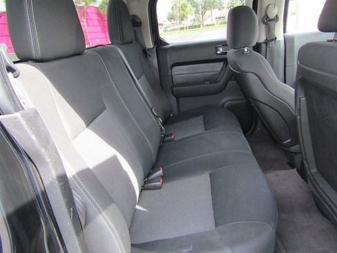 Used 2009 HUMMER H3T Adventure image 6