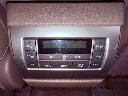Used 2017 Lexus GX 460 Luxury AWD/4WD image 13