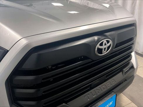 Used 2025 Toyota Tundra SR5 w/ SR5 Convenience Package image 33