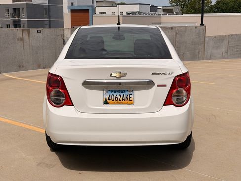 Used 2013 Chevrolet Sonic LT FWD image 4
