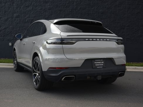 Certified 2021 Porsche Cayenne Coupe AWD/4WD image 3