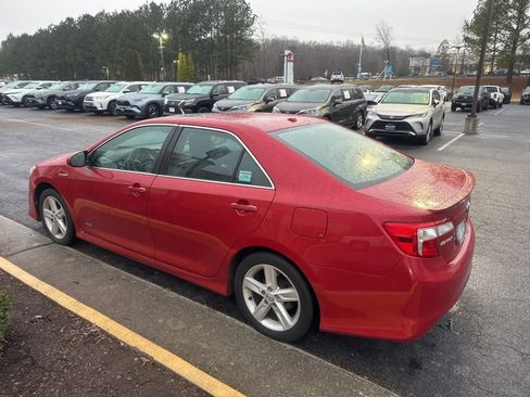 Used 2014 Toyota Camry LE image 4