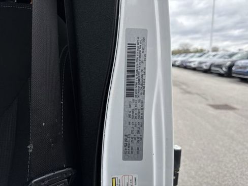 Used 2016 Jeep Wrangler Unlimited Sahara w/ Connectivity Group AWD/4WD image 31