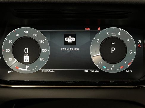 Used 2026 Land Rover Range Rover Evoque S AWD/4WD image 16